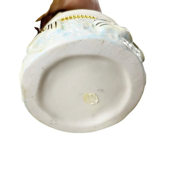 Santa Christmas Hand Painted Porcelain Trinket Box Reading all the Letters - Picture 6 of 9